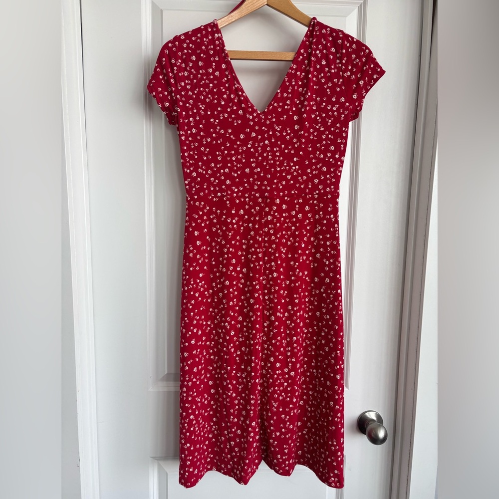 BNWT stretchy red dress.